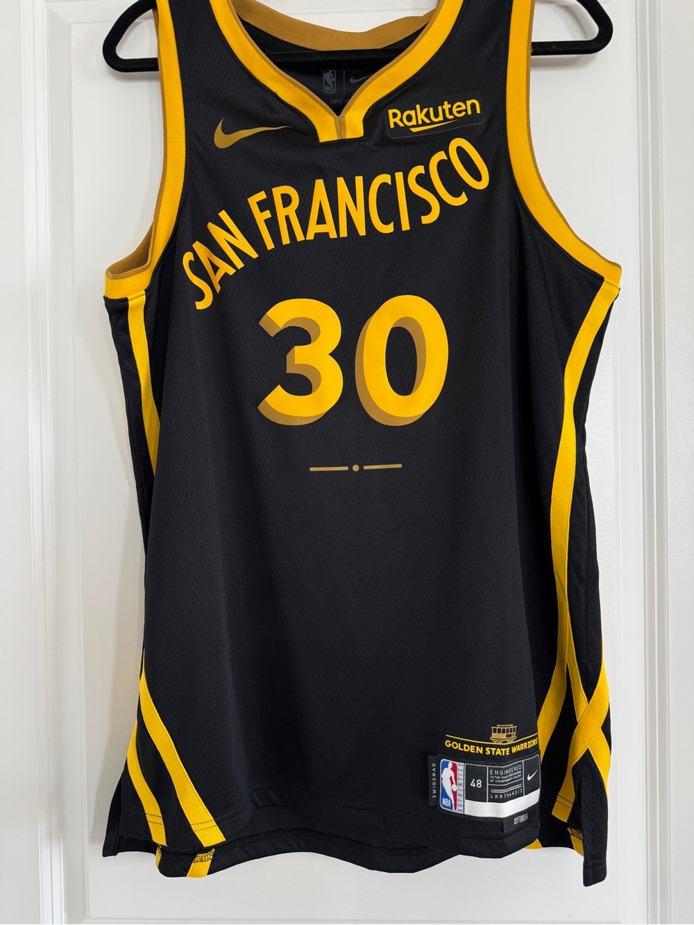 Nike Steph Curry Basketball Jersey - Black & Gold City Edition